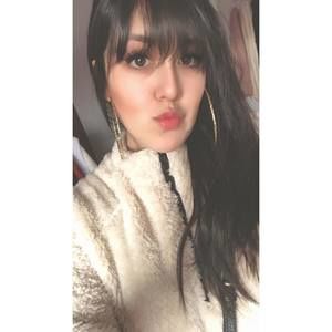 Meet your Posher, Maria alejandra